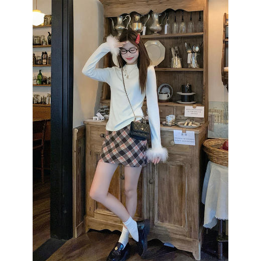 <曾小咸推荐>现货秒杀 ！微信超特价！韩系拼接毛毛袖打底衫 日常129.99 立减60 秒杀69.99！！深浅咖格半裙  秒杀59.99！！！ 商品图3