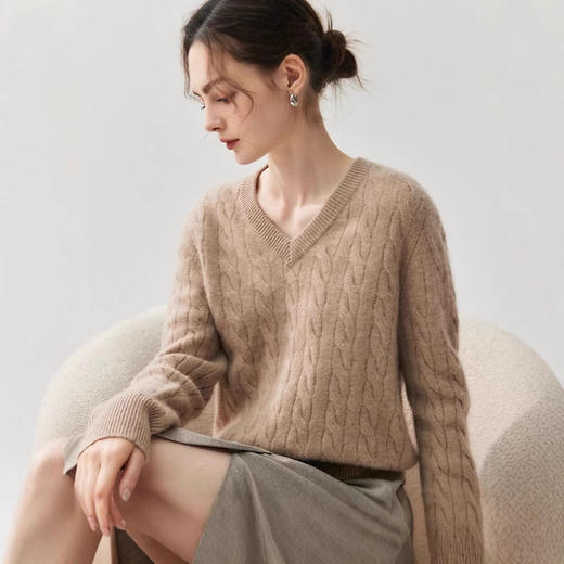 「高货qj」全新升级【铂金会员487/天猫659/差价172】(03544)洛诗琳复古麻花V领羊绒衫2025秋冬气质显瘦套头针织毛衣女qj03544 商品图2