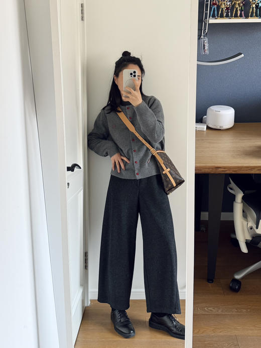 25冬--新年笑脸刺绣彩扣毛衣针织开衫【包邮+三天无理由退换】 商品图5