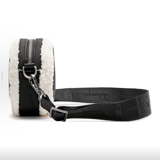 Champion 69.9元 毛茸茸可爱百搭小圆饼斜挎包 SY-637149 线上线下同时售卖 不保证有货 无原包装 介意勿拍 商品图1