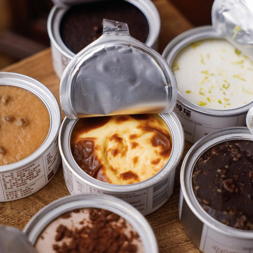 梦仲瑶小金罐蛋糕 100g/罐 生巧巧克力慕斯/阿华田/青柠芝士/软心巴斯克/提拉米苏/大红袍 6种口味 商品图8