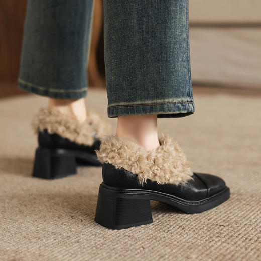 阿么手工女鞋加绒加厚毛毛鞋复古粗跟及踝真皮方头小短靴冬季6CM 商品图3