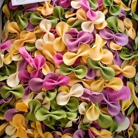 【10斤】果蔬大蝴蝶面，一箱净重10斤，68元大部分地区包邮