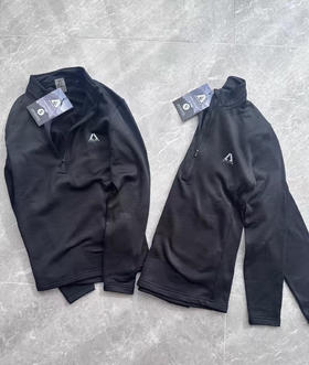 全新正品ALTAVIA半拉链内里加绒男士运动户外弹力抓绒衣，只有S 码