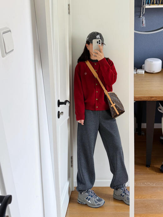 25冬--新年笑脸刺绣彩扣毛衣针织开衫【包邮+三天无理由退换】 商品图8