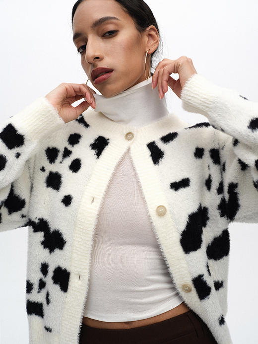 TR她热 斑点狗 黑白仿貂毛提花复古保暖百搭显瘦开衫外搭 商品图2