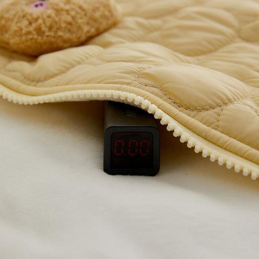 a类婴儿秋冬夹棉连体衣薄棉保暖棉衣新生儿衣服加厚宝宝外穿爬服 商品图3