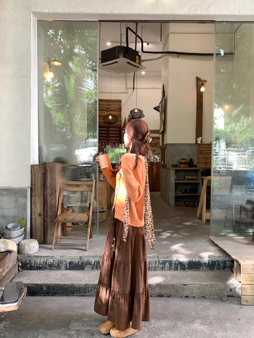 <曾小咸推荐>现货秒杀 ！微信超特价！韩系百褶裙半身裙 日常169.99 立减90 秒杀79.99！！开衫（带丝巾） 日常199.99 立减100 秒杀99.99！！ 商品图6