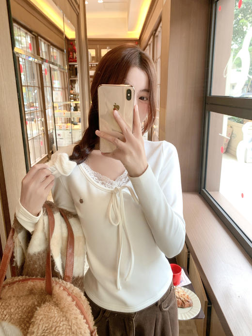 <曾小咸推荐>现货秒杀 ！微信超特价！v领蕾丝边打底衫 日常119.99 立减50 秒杀69.99！！ 商品图8