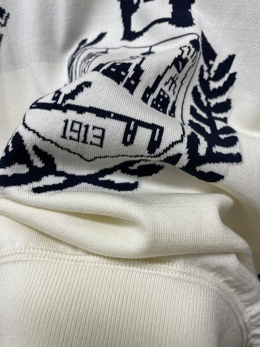 绢丝字母针织上衣 商品图4