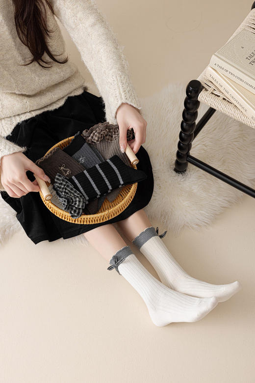 直发【发五双】木色工厂，女款倍暖羊绒中筒袜 韩式袜子 商品图6