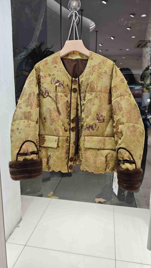 545239拼水貂毛短款鹅绒服 商品图4