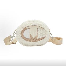 59.9 冠军单肩斜挎包（线上线下同时售卖不保证有货，商品无原包装盒介意勿拍）-637304-LH