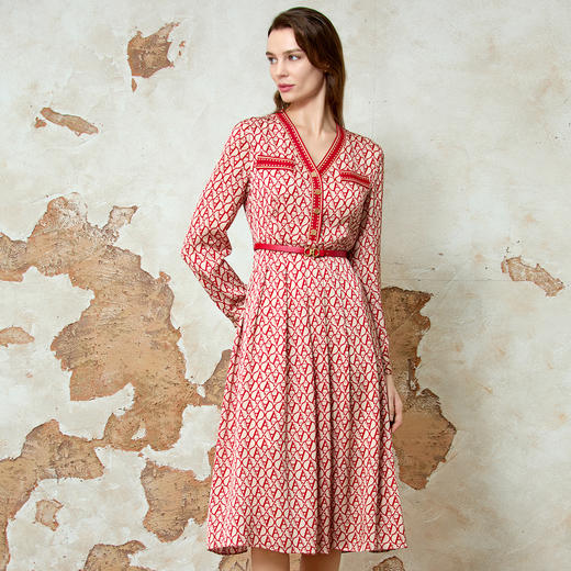 EITIE爱特爱优雅法式撞色收腰显瘦a字连衣裙2025春季新款8107843 商品图2