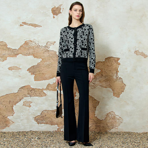 EITIE爱特爱气质通勤高腰显瘦黑色微喇休闲裤2025春新款8105802 商品图1