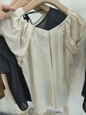 【直播专供款】ENJOY夏季褶皱泡泡袖小衫 154095647