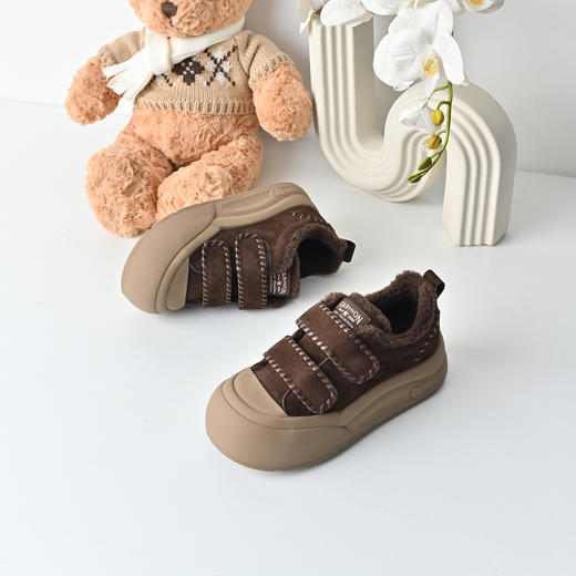 经典鲨2025年冬季专柜新品圆头羊羔绒厚底保暖棉鞋雪地靴女KW316-558101 商品图3