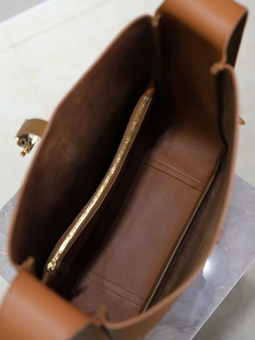 圣罗兰 LE 5À7_光滑皮革柔软手袋大号 焦糖色（LZ） 商品图5