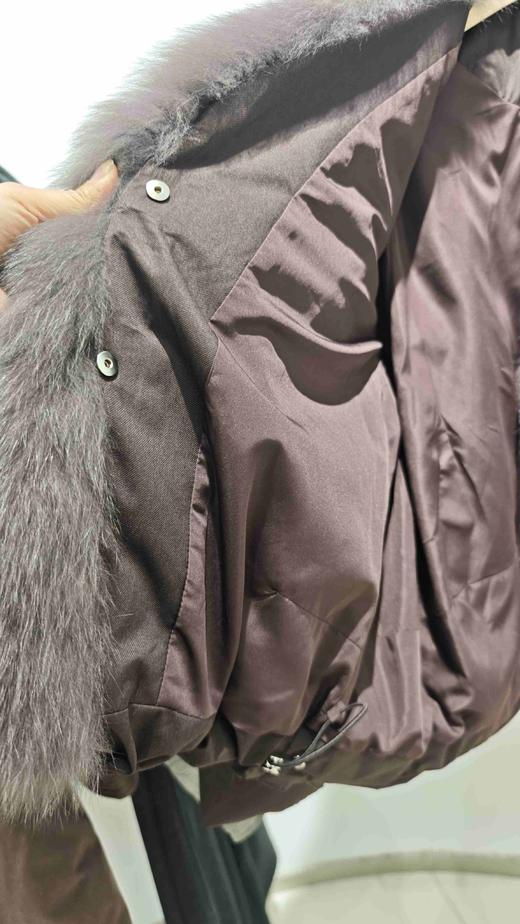 545171时尚气质款鹅绒服 商品图4