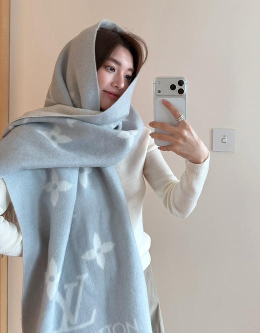 刘亦菲同款老花羊毛围巾121504 商品图0