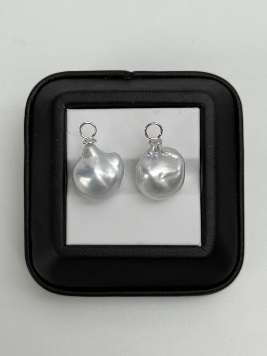 【挚友限定】(挂珠款)18K金可换珠耳夹 极光澳白珍珠 银蓝色巴洛克12-13mm 商品图4