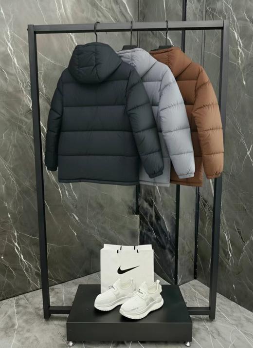 D121804冬季2025简约高蓬松情侣款连帽羽绒服 商品图1