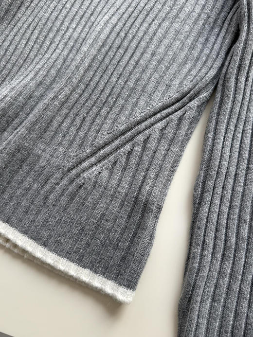 【秒杀价已调 直接拍】COS 修身版 美丽诺 罗纹烟囱领 羊毛针织衫（不是薄款） 商品图10