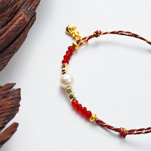 ELOANE GALLERY落岸 天然淡水珍珠红玛瑙碎金钱袋吊坠红绳手链ORIENT红韵系列 商品图5