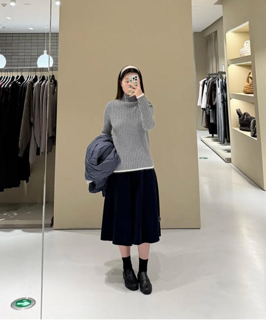 【秒杀价已调 直接拍】COS 修身版 美丽诺 罗纹烟囱领 羊毛针织衫（不是薄款） 商品图5