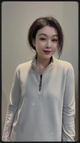 【大爆款一定要买】【吸热 发热持久 锁温】水淼2025冬新款立领拉链显瘦绒小衫1875