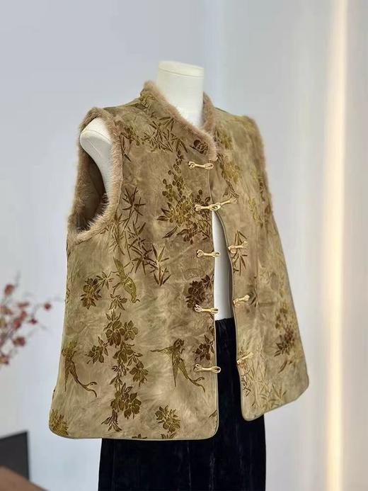 【新中式！高奢马甲】高质感气质毛毛加棉马甲 新中式国风高奢外穿马甲 潮复古提花国风夹棉外套 商品图1