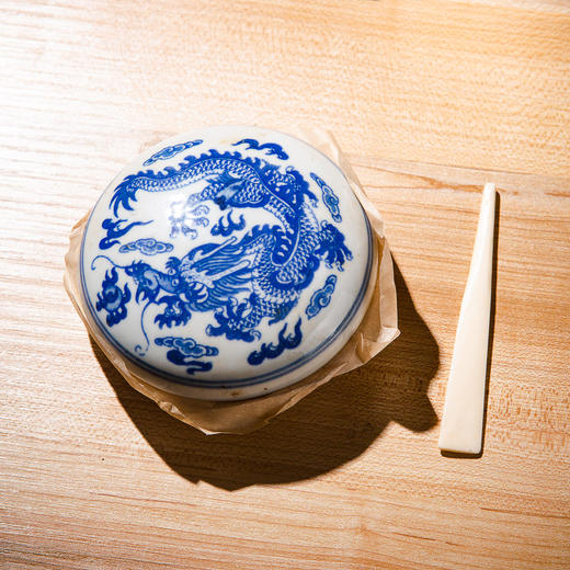 80年代上海西泠印社制“美丽朱砂印泥”(二两装) 商品图6