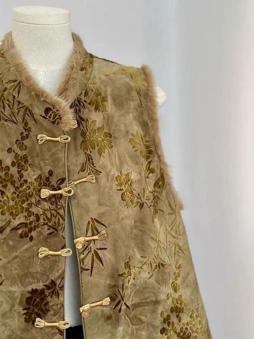 新中式【国潮美衣！高奢马甲】高质感气质毛毛加棉马甲 高奢国风提花女上衣 国风高奢外穿马甲 潮复古提花国风夹棉外套 商品图4