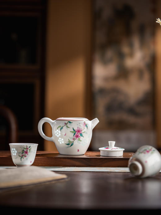 新品 | 富玉 景德镇玲珑陶瓷茶具旅行户外便携茶具满庭芳菲一壶四杯 商品图1