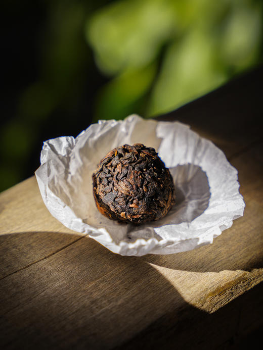 【积分兑换价：100元+300积分】【冰岛老熟茶】2015年冰岛【熟普】龙珠窖藏10年冰岛熟普为原料配合花岗岩石山泉水发酵160克/盒 商品图5