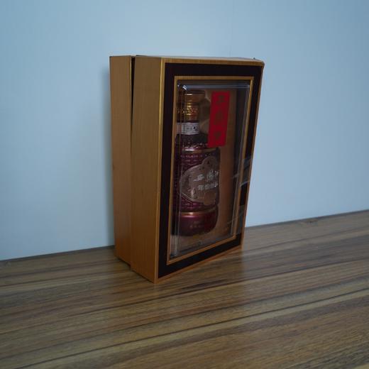【清仓特卖】西凤酒年份封藏酒52度500ml*1，包装、商标有瑕疵 ，但不影响酒质和口感（介意勿拍） 商品图3