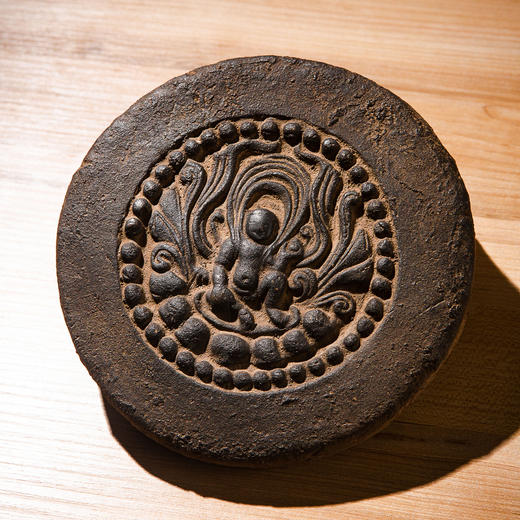 南北朝“化生童子”瓦当 商品图3