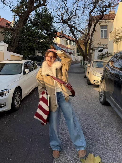 D121812冬季加绒加厚弯刀牛仔裤一字假口袋高腰显瘦阔腿牛仔裤（配腰带） 商品图7