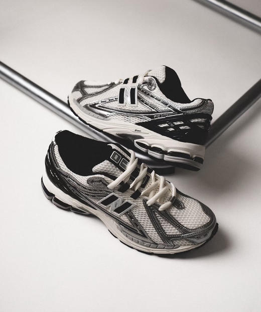 严选 |  NEW BALANCE 1906系列复古拼接透气网面休闲运动鞋 男女同款 M1906REH-D 商品图7