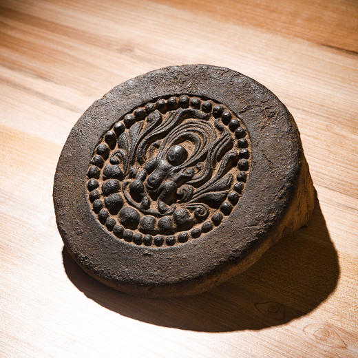 南北朝“化生童子”瓦当 商品图4