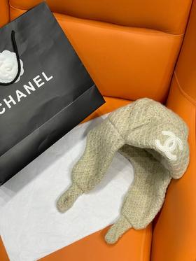 香奈儿 奶杏色针织护耳帽(COCO)