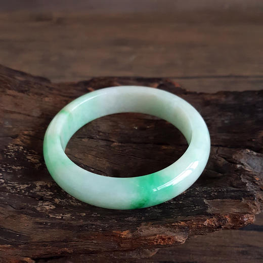 【天然正品】A货翡翠天然正桩细腻糯种飘辣阳绿54.5号翡翠手镯 101225NJS16 商品图3