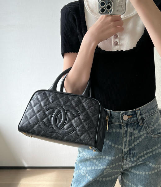 香奈儿 中古系列 手提保龄球鱼子酱黑色（LZ） 商品图1