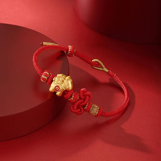 【云优选 】2026马上手绳系列合集 古法手工编绳绵柔红丝线18K金马型配饰过年喜庆红手绳手链 商品图4