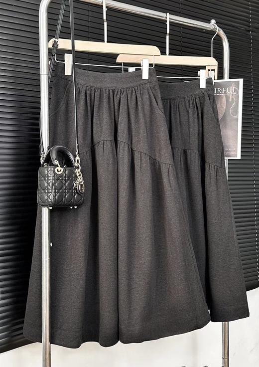 D121811冬季新款简约抽褶A字半身裙软糯百搭显瘦长裙 商品图10