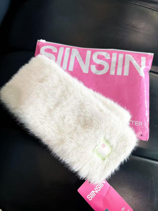 正品尾货包装全。SIINSIIN毛绒亲子围巾，大人孩子都能用 商品图7