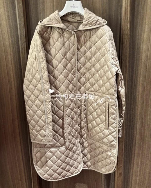 1218-9 渠道圆正 忙可 日本菱形衍缝 鹅绒填充 风衣款 抽绳收腰 中长 轻羽绒服 商品图5