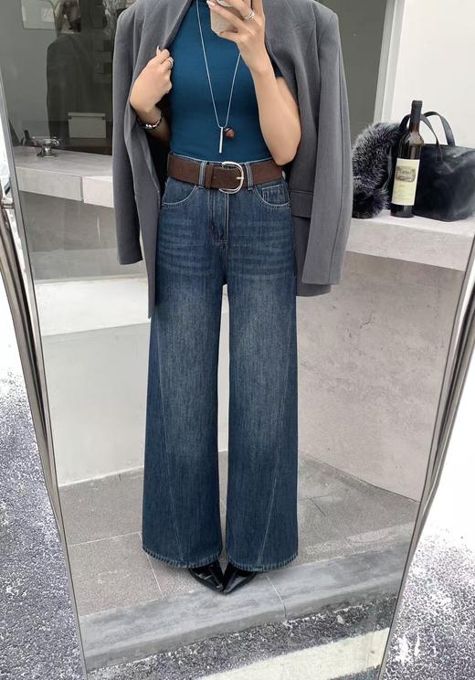 <曾小咸推荐>3色分割线加绒直筒牛仔裤（送腰带） 日常169.99/件 活动价109.99！！【预售款，预计3-15天发货】 商品图4