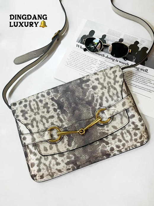 Gucci 沙蛇皮 马衔扣 信封 斜挎包 商品图0
