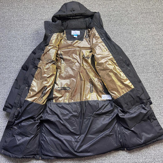 韩单正品哥伦比亚鹅绒情侣长款羽绒服，黄金热反射保暖，80%充绒量300来克，非常厚实保暖，一件过冬，零下20度没问题 
尺码：M～XXL 商品图5